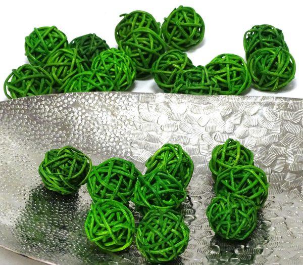 30 Stk Dekokugel Rattankugel Ø 3cm Streudeko - grün (5x6er)