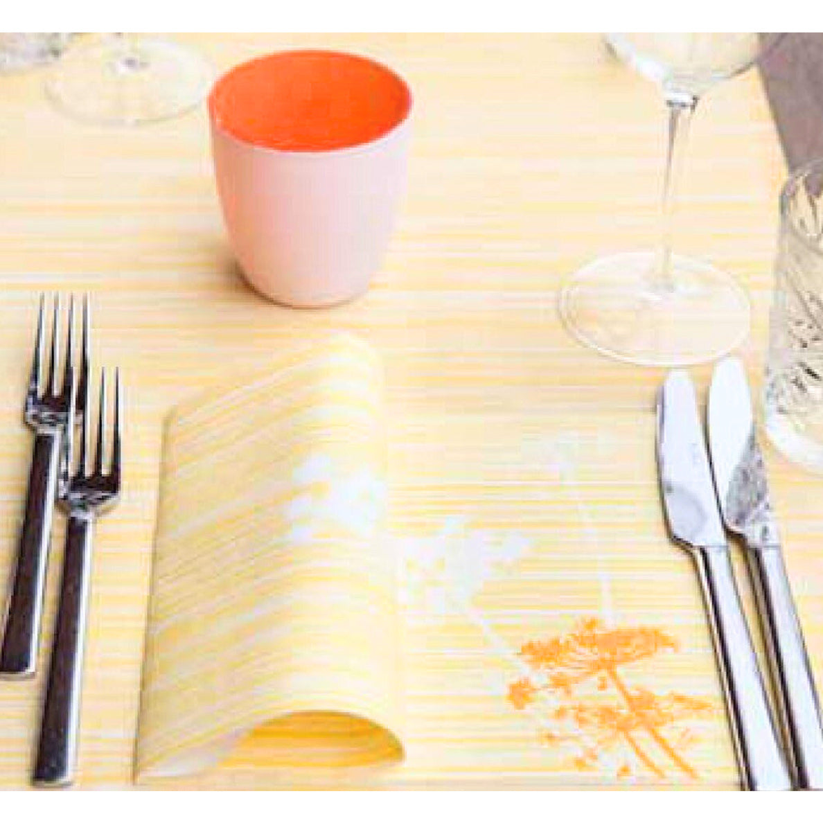 6 Stk Duni Kerzenhalter Poppie 85x90mm Teelichthalter Kerzenglas Weiß-Mandarin
