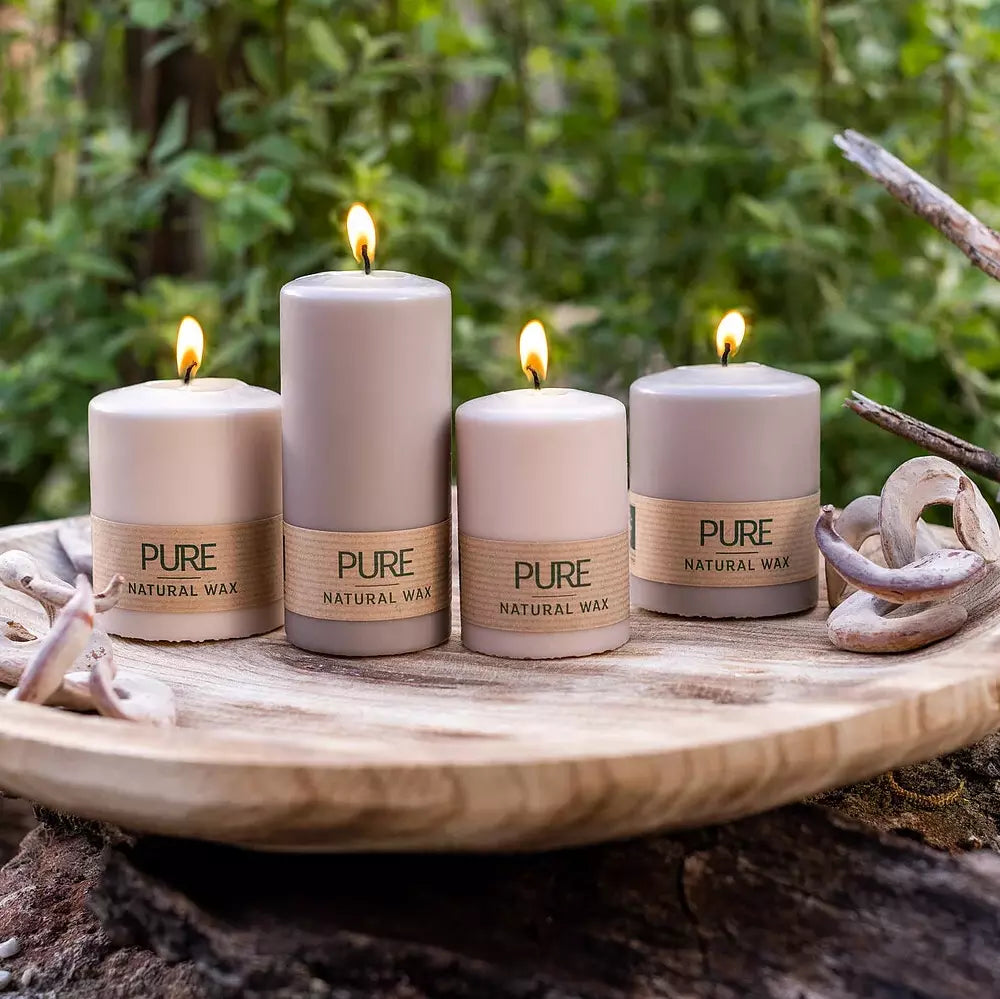 12 Stk Wenzel Stumpenkerzen 90×60mm Pure Safe Candle Blockkerzen – Sand (2x6er)