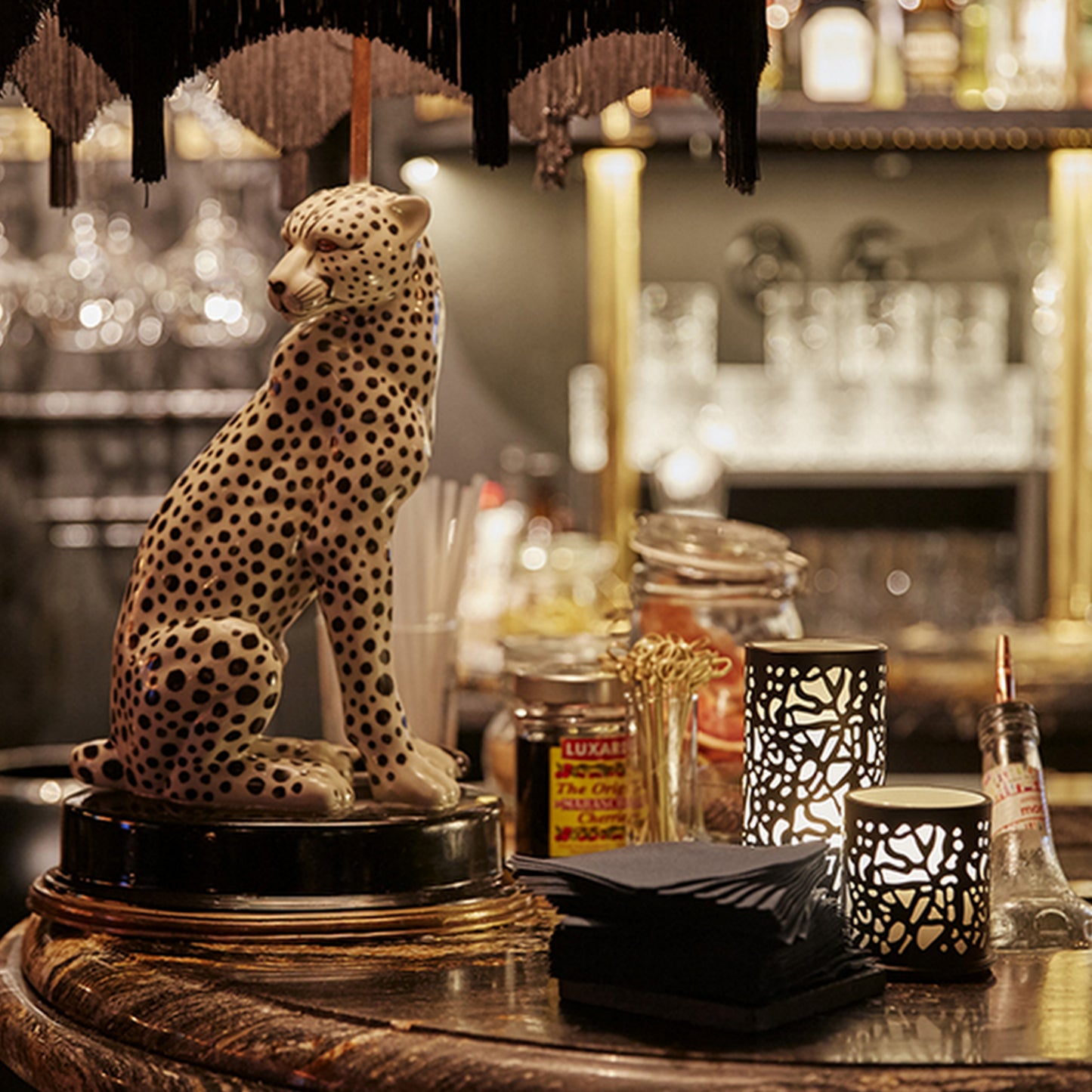 1.440 Stk Cocktail Servietten 24x24cm Papierservietten 3-lagig - Schwarz (48x30er)